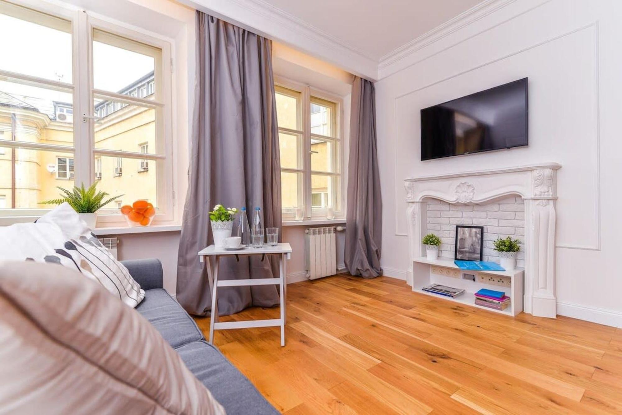 Apartment Warsaw